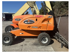 2013 460SJ JLG Straight Boom Lift