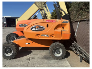 2013 460SJ JLG Straight Boom Lift