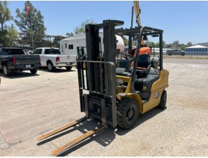5K Cat Warehouse Forklift